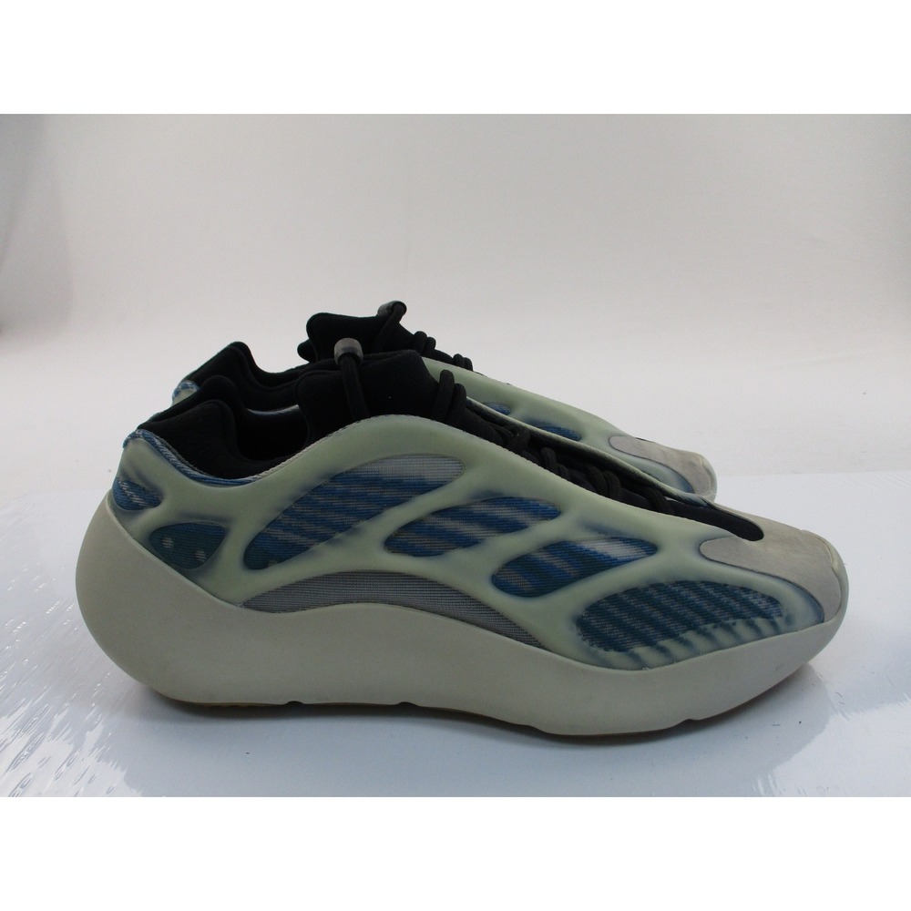 Adidas Yeezy 700 V3 Men 11.5 Blue Kyanite Glow In The Dark Mesh Sneakers GY0260